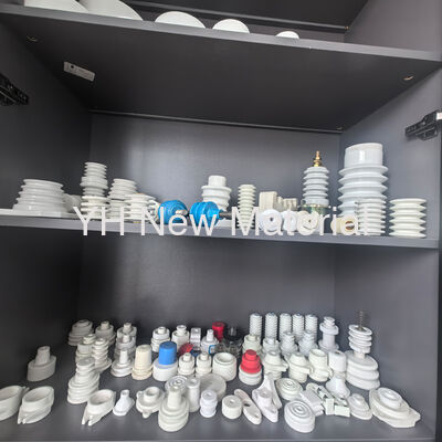 White Multi-Rib Porcelain Isolation Post High Temperature Resistant Insulator for Inverter Busbar