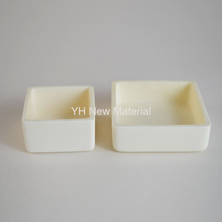 High Temperature Alumina Crucible Boat Industrial Ceramic Combustion Boat Parts OEM